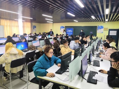 商貿管理學院電子商務專業成功舉辦“1+X”網店運營推廣職業技能等級證書考試，助力軟件科技領域技術開發人才培養